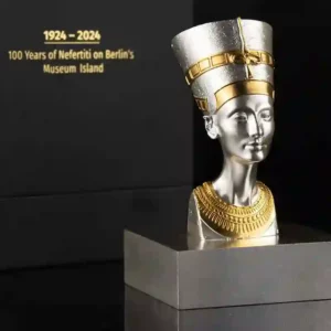 2024 Nefertiti Bust 5 Ounce 24K Antiqued Silver Coin
